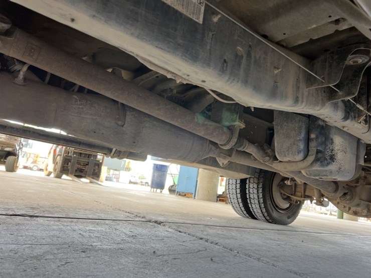 2013-ford-f450-image-31