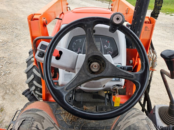 kubota-m5-111-image-51