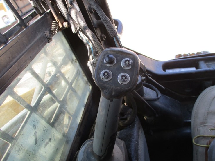 caterpillar-268b-image-9