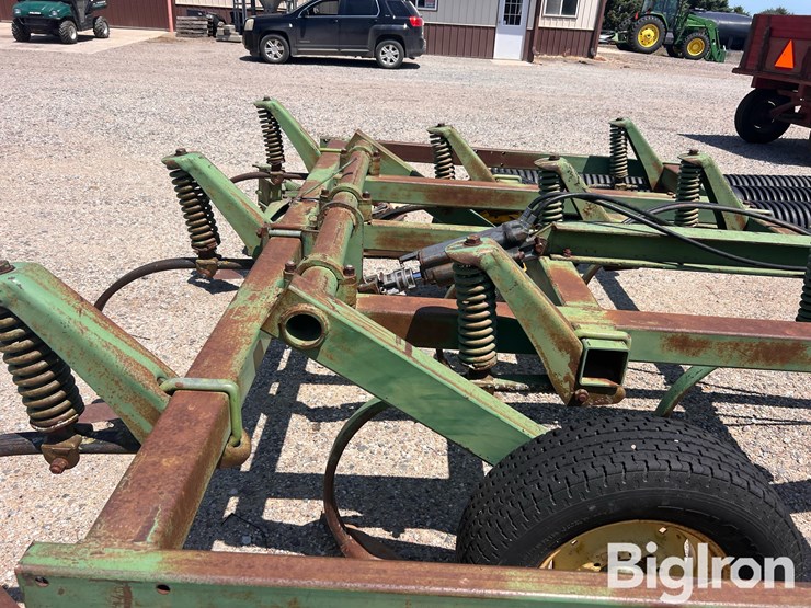 john-deere-1600-image-15