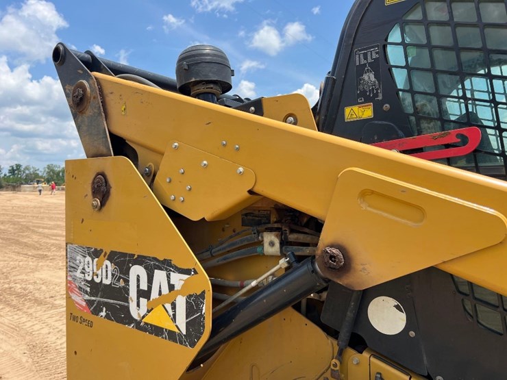 caterpillar-299d2-image-24