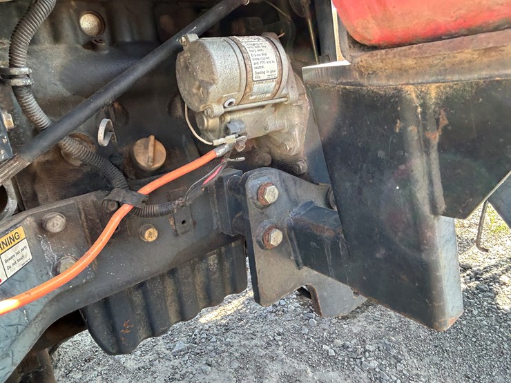 massey-ferguson-1433-image-10