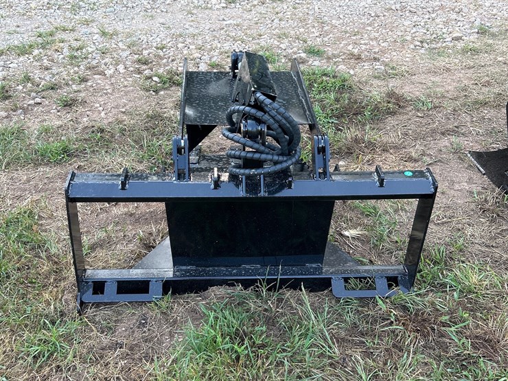 #120-•-quick-attach-20in-stump-grapple-bucket-image-2