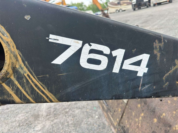 new-holland-7614-image-9