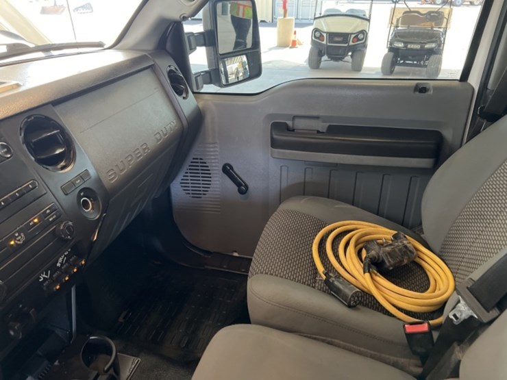 2013-ford-f450-image-23