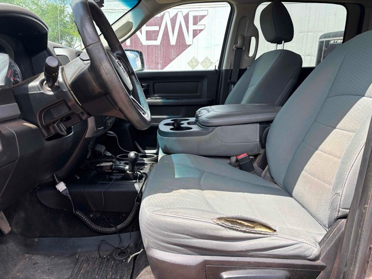 2017-dodge-ram-2500-image-17