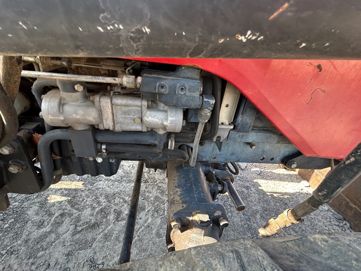 massey-ferguson-1433-image-24