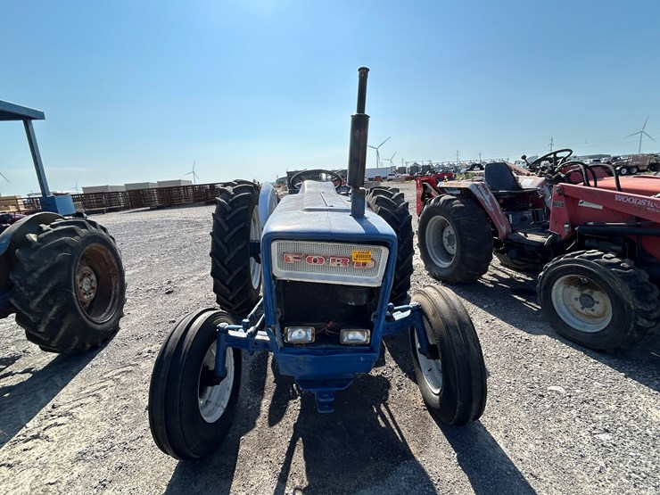 ford-4000-image-2