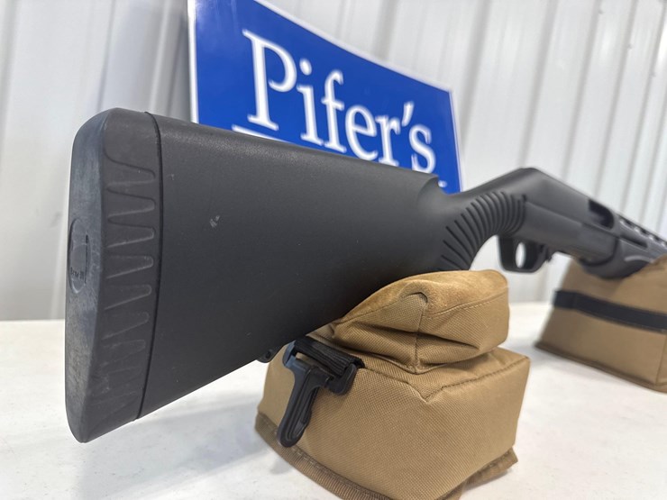 benelli-nova-12-gauge-pump-image-2