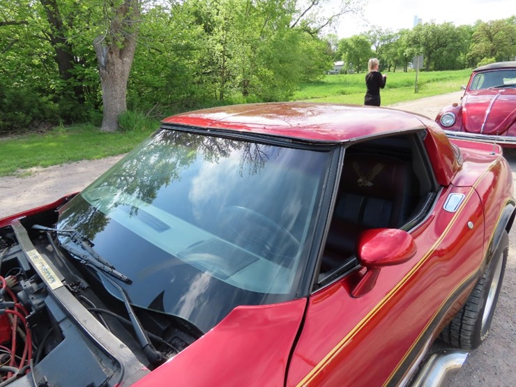 1979-chevrolet-corvette-image-28