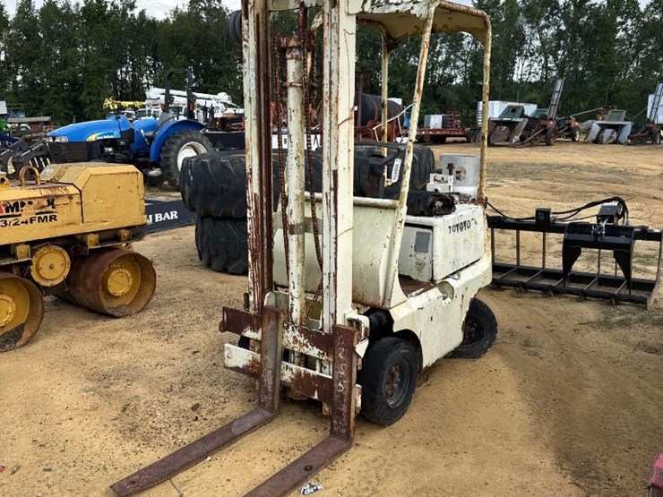 200---toyota-fork-lift-(dont-run)-image-2