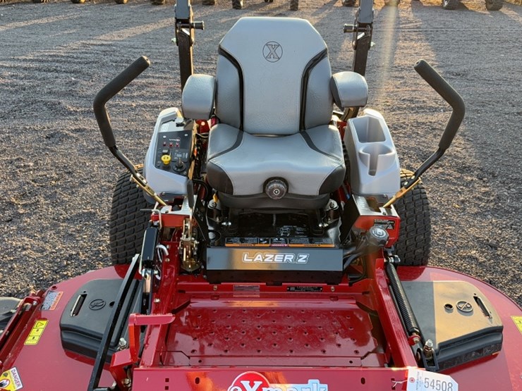 #3080-•-exmark-lazer-z-x-series-zero-turn-mower-image-6