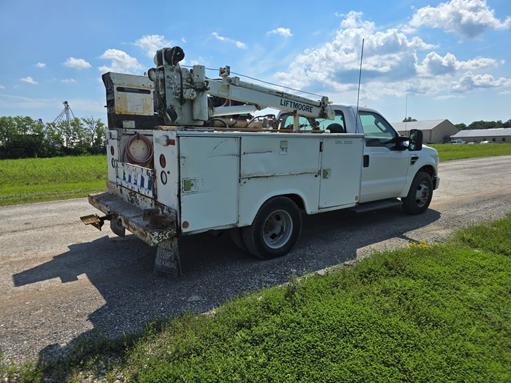 2008-ford-f350-image-31