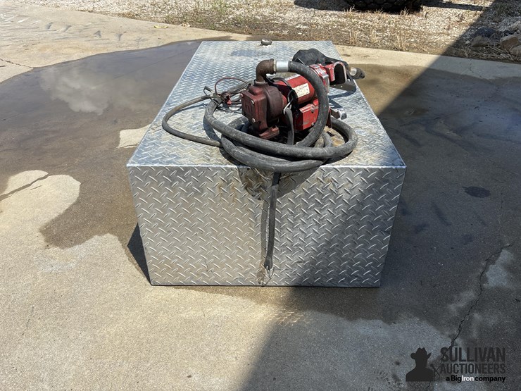 aluminum-140-gal-pickup-fuel-transfer-tank-image-2