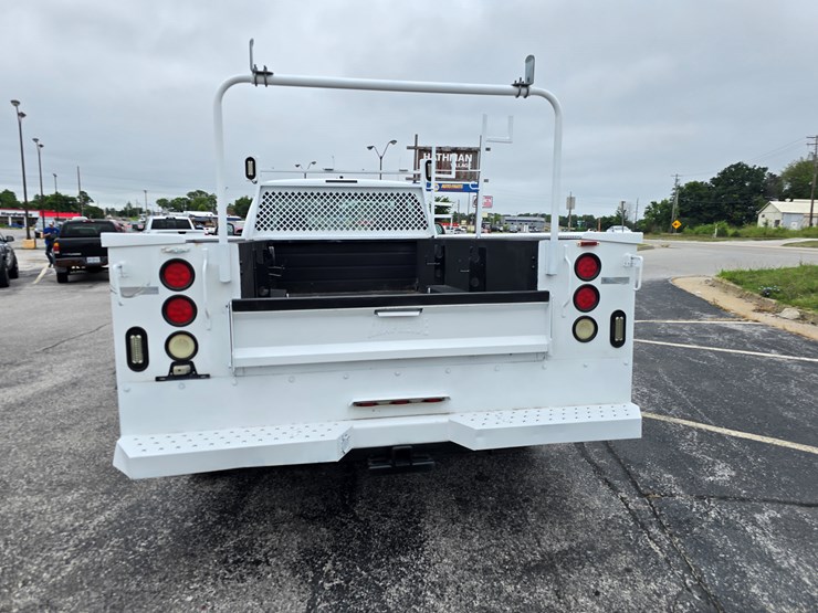2007-ford-f550-image-21