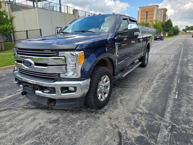 2017-ford-f350-image-2