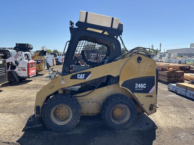2009-caterpillar-246c-image-5