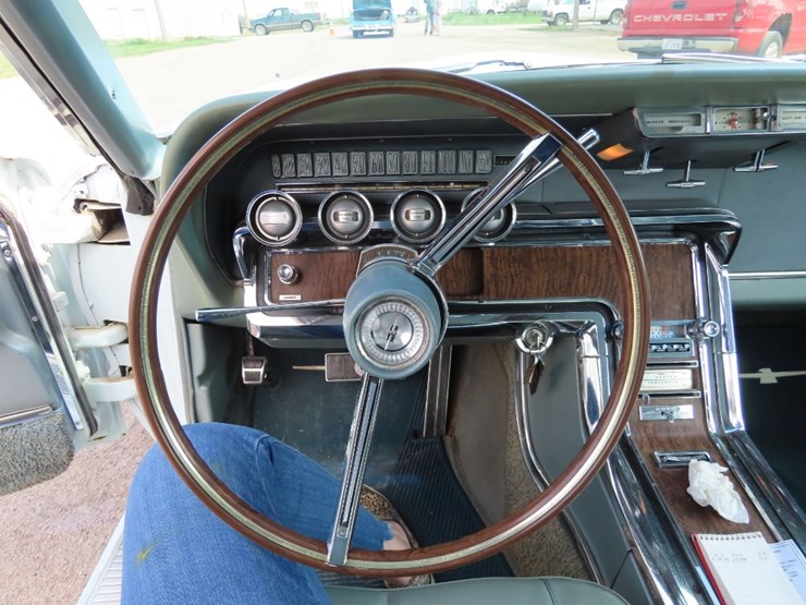 1966-ford-thunderbird-coupe-image-14