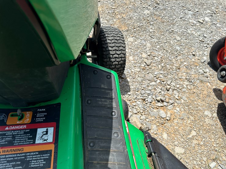 #17-•-sabre-ride-on-lawn-mower-gx1438b120097-inv#:-25893-image-31