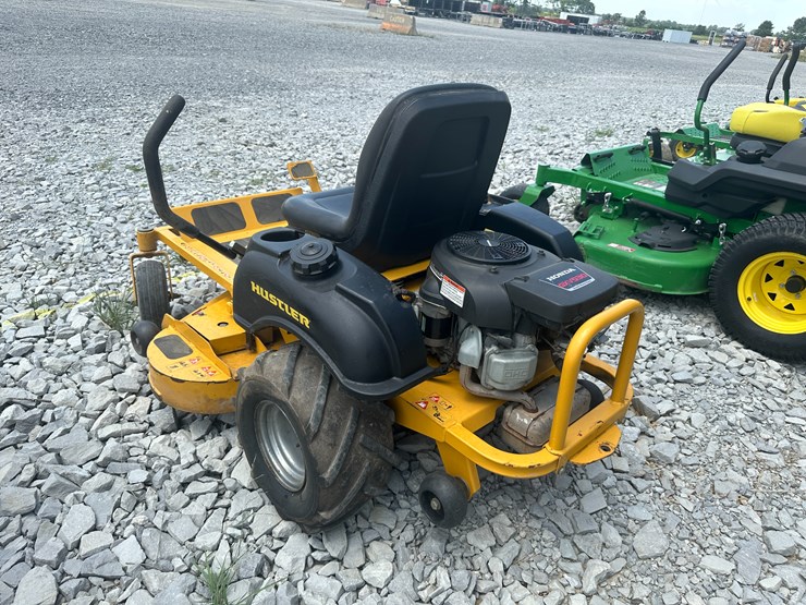 #16-•-hustler-sport-zero-turn-mower-09091313-inv#:-25451-image-4