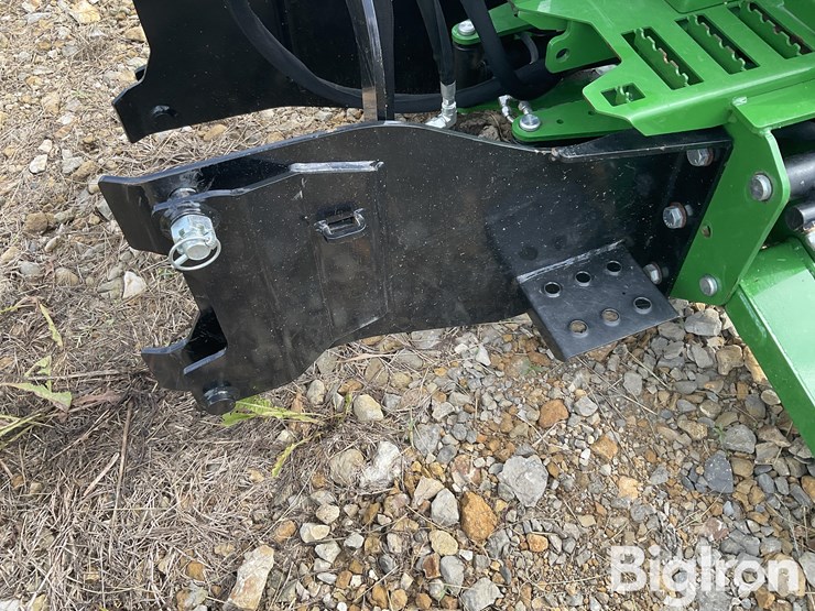 john-deere-4320-image-17