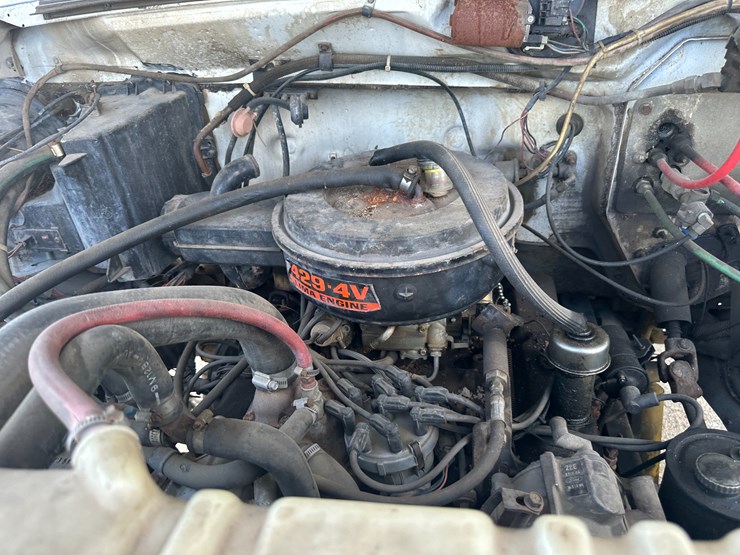 1990-ford-f800-image-75