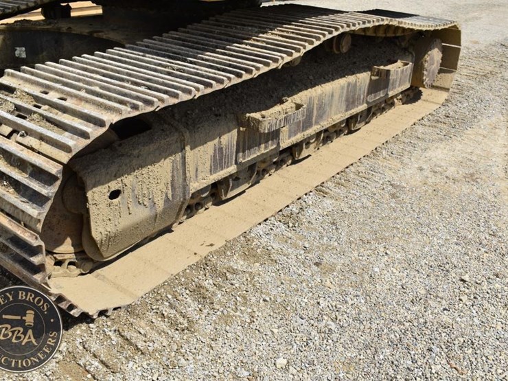 2014-komatsu-pc360-lc-10-image-39