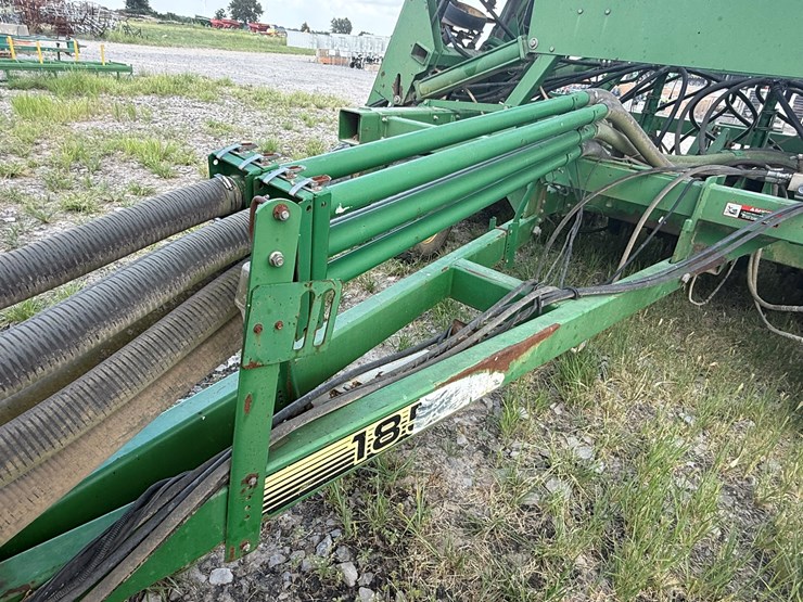 john-deere-1900-image-33