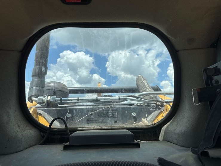 2021-caterpillar-299d3-xe-image-37