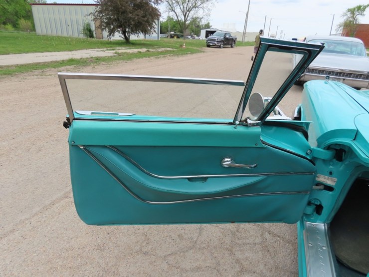 1959-ford-thunderbird-convertible-image-15