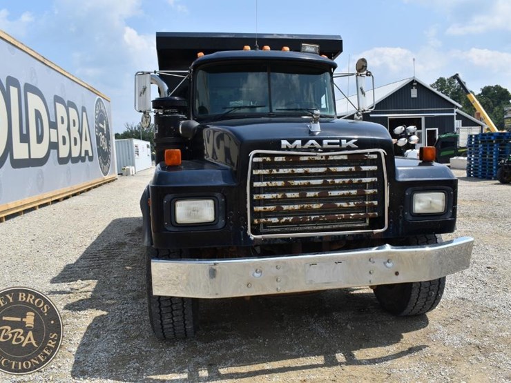 1996-mack-rd688s-image-29