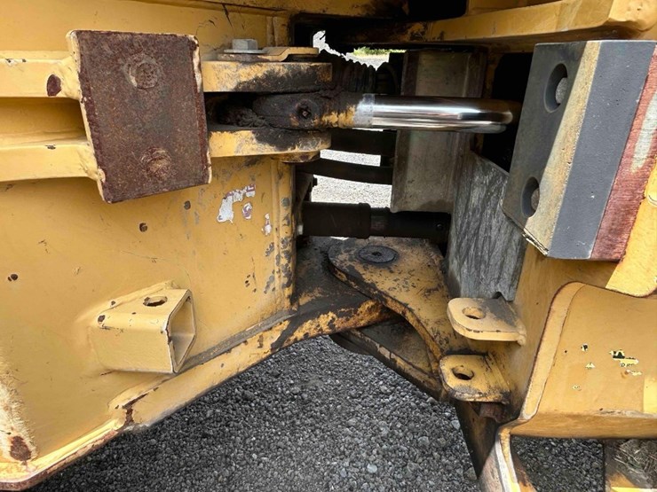 2013-tigercat-720e-image-10