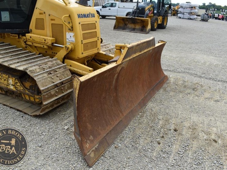 2014-komatsu-d39pxi-23-image-23