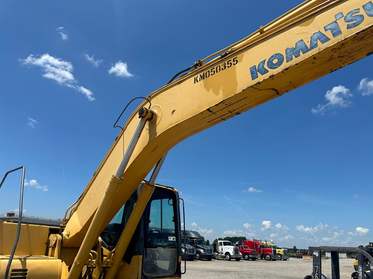 komatsu-pc200-image-44