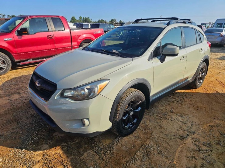 2014-subaru-crosstrek-image-2