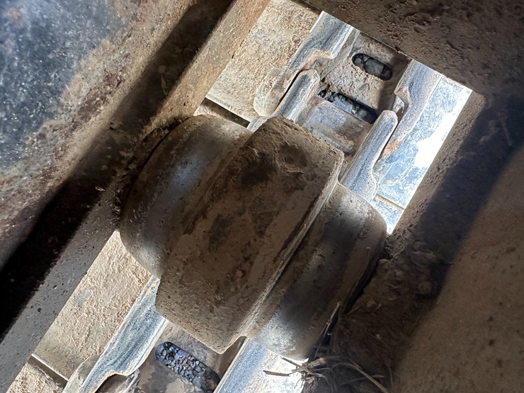 2015-caterpillar-306e-image-13