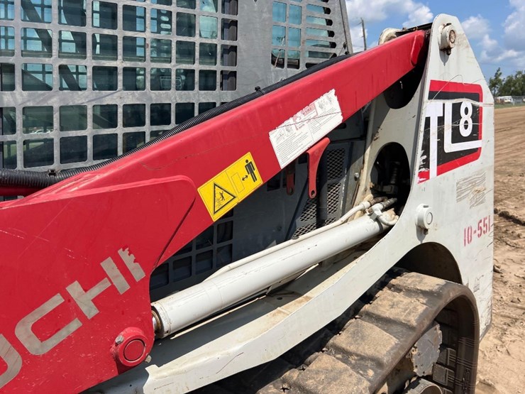 2019-takeuchi-tl8-image-20