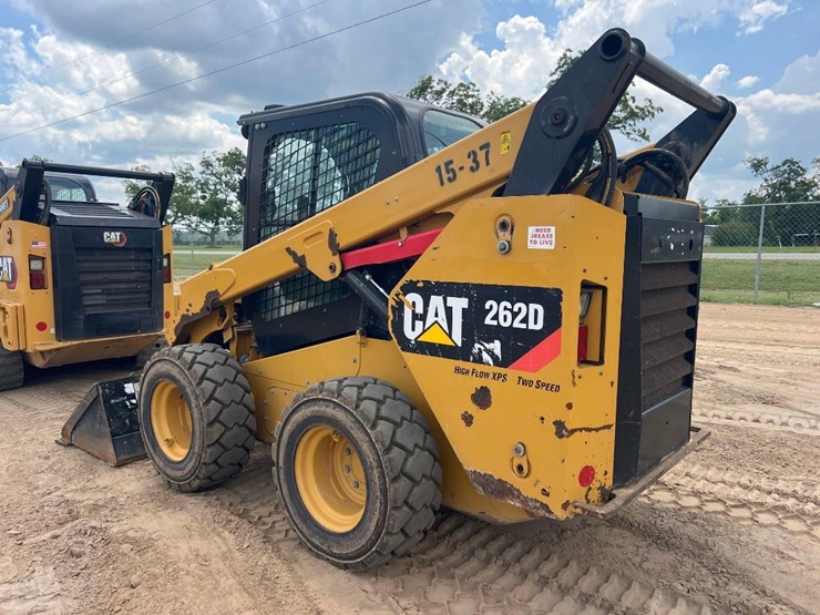 2016-caterpillar-262d-image-2