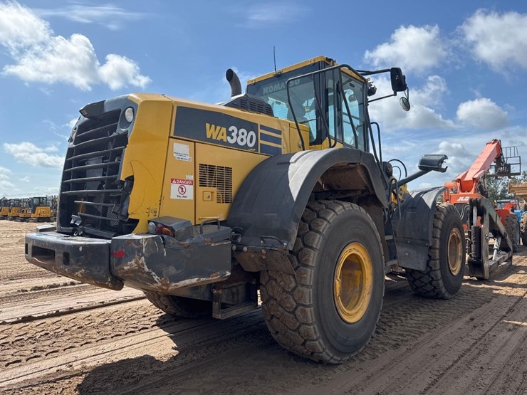 2019-komatsu-wa380-8-image-6