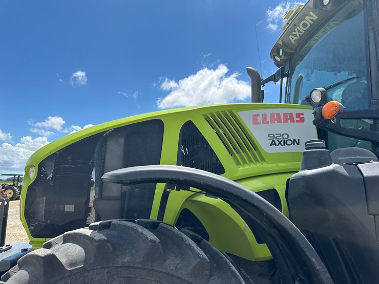 #58-•-2020-claas-920-axion-mfwd-tractor-vpkta4400-inv#:-26400-image-32