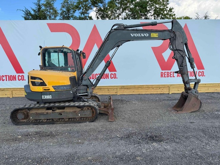 2017-volvo-ecr88d-image-4