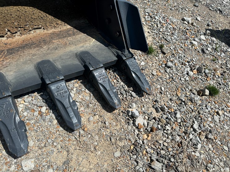 deere-200-image-9