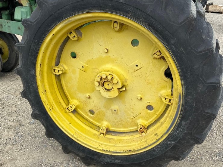 john-deere-730-image-11