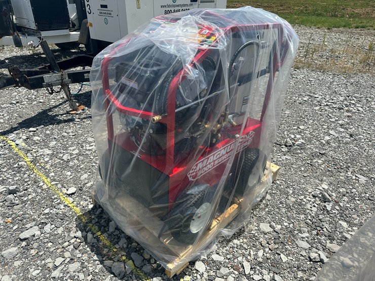 #1-•-unused-magnum-4000-series-hot-water-pressure-washer-2528126-inv#:-24638-image-1