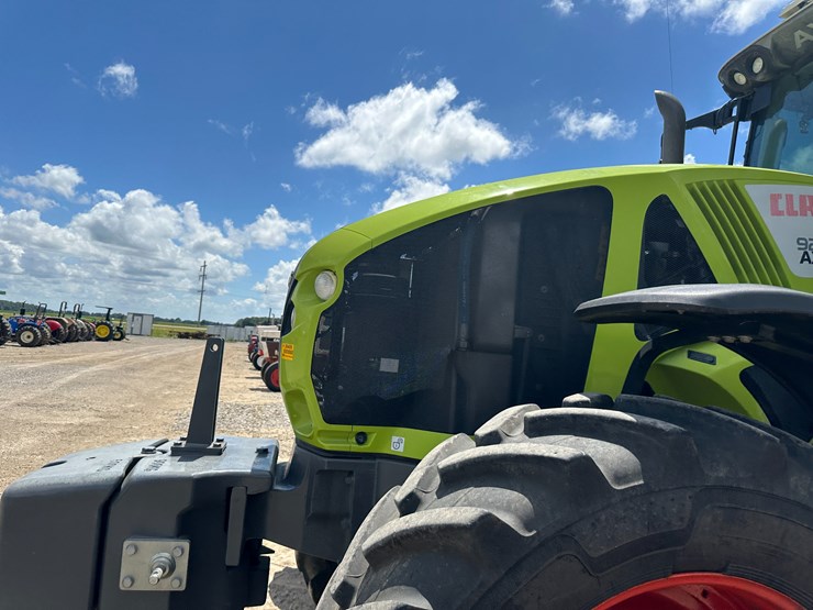 #58-•-2020-claas-920-axion-mfwd-tractor-vpkta4400-inv#:-26400-image-33