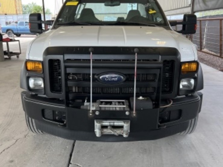 2008-ford-f550-image-3