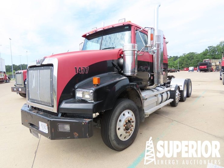 2012-western-star-4900-image-1
