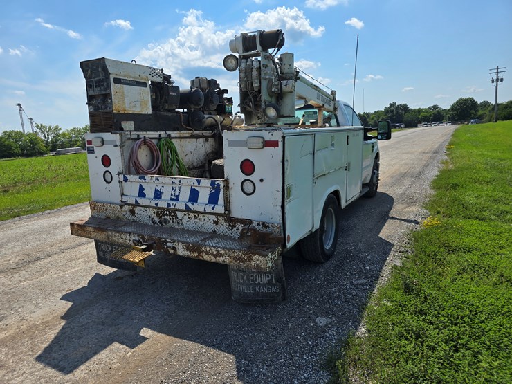 2008-ford-f350-image-28