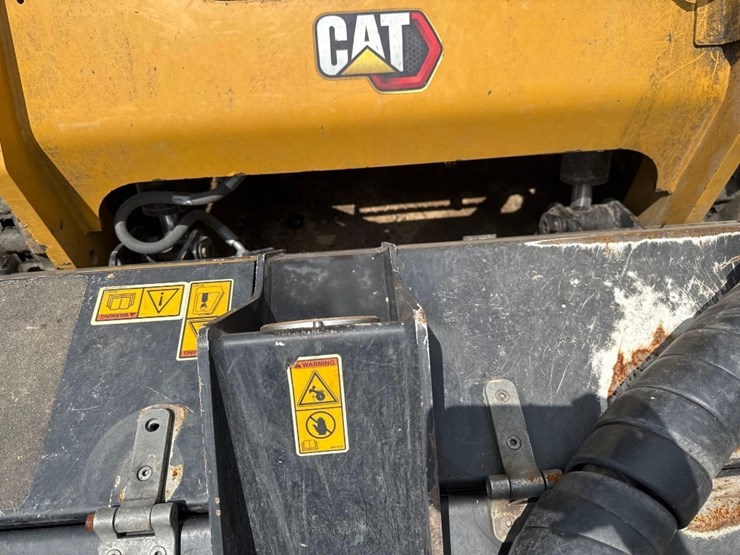 2021-caterpillar-299d3-xe-image-21