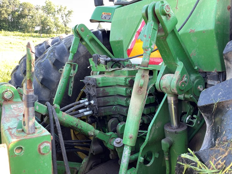 john-deere-8400-image-7